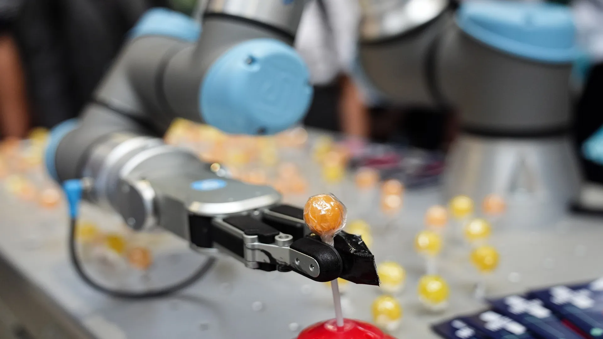 New Microsoft AI trains robots to know what to do and where to act