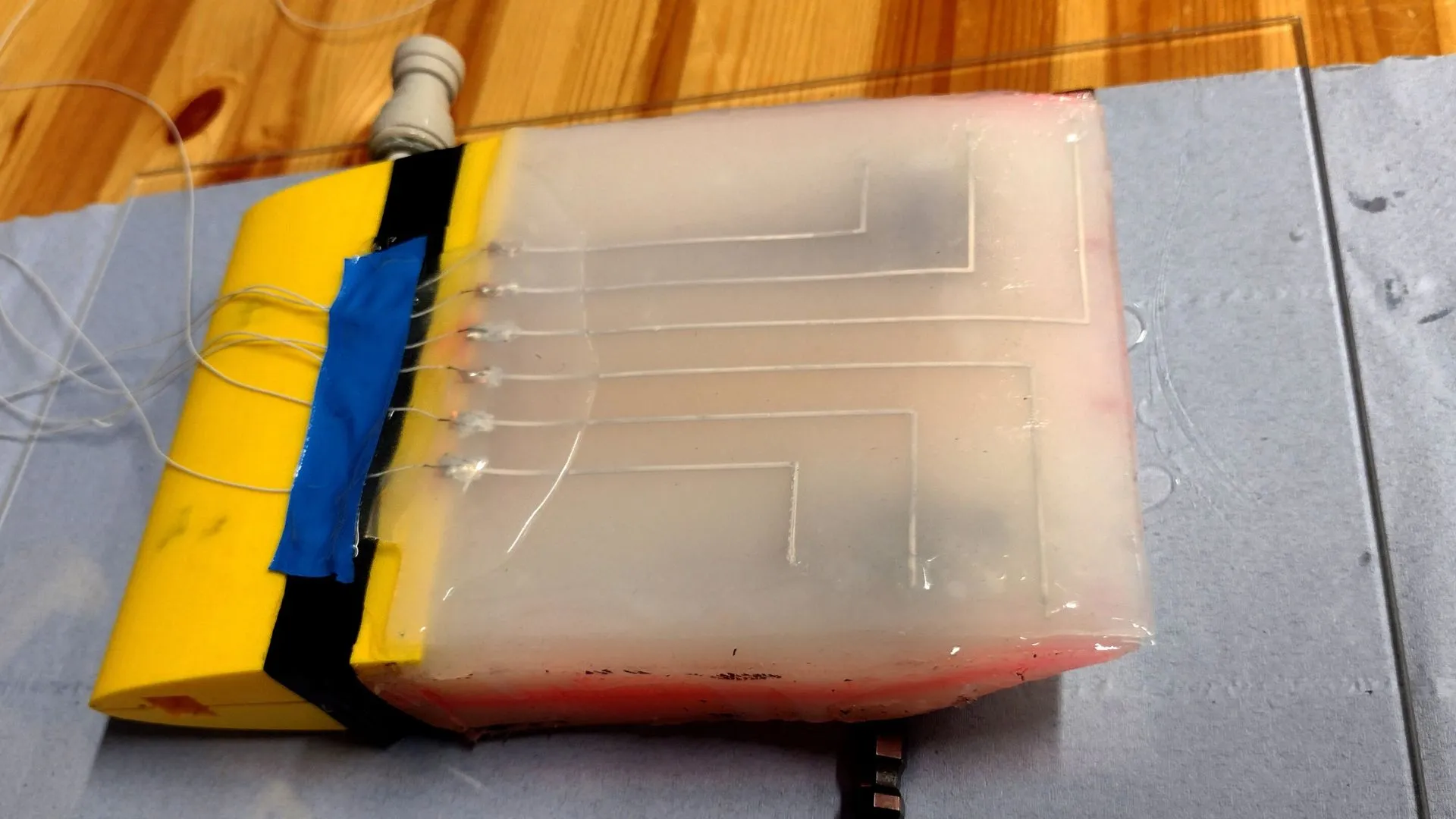 New underwater wing uses liquid metal sensors to adapt to currents