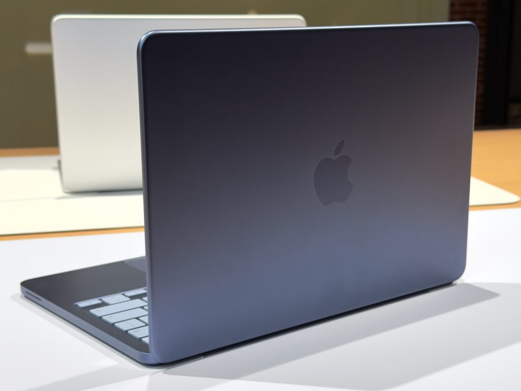 MacBook Neo hands-on: Apple build quality at a substantially lower price