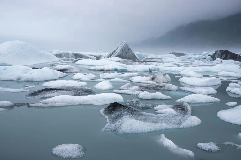 Alaska’s Protective Ice Is Vanishing, Scientists Find