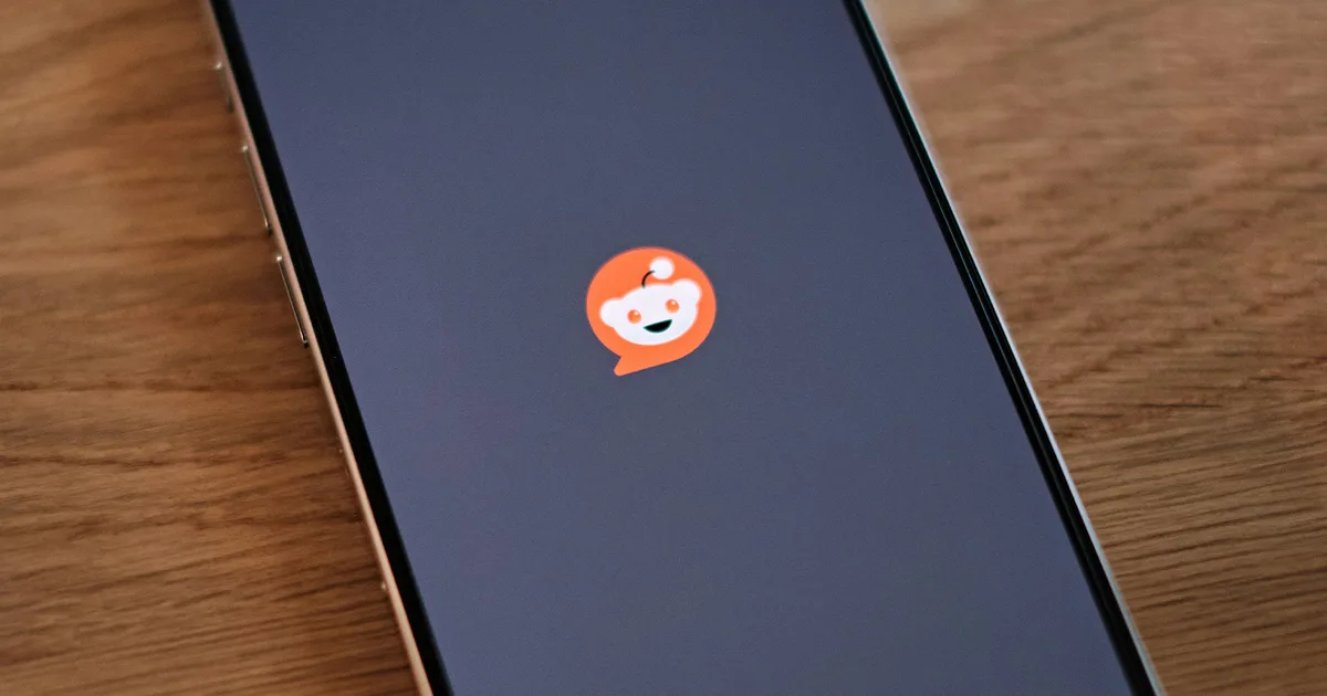 Reddit wants to check if you’re using the iPhone’s Face ID camera
