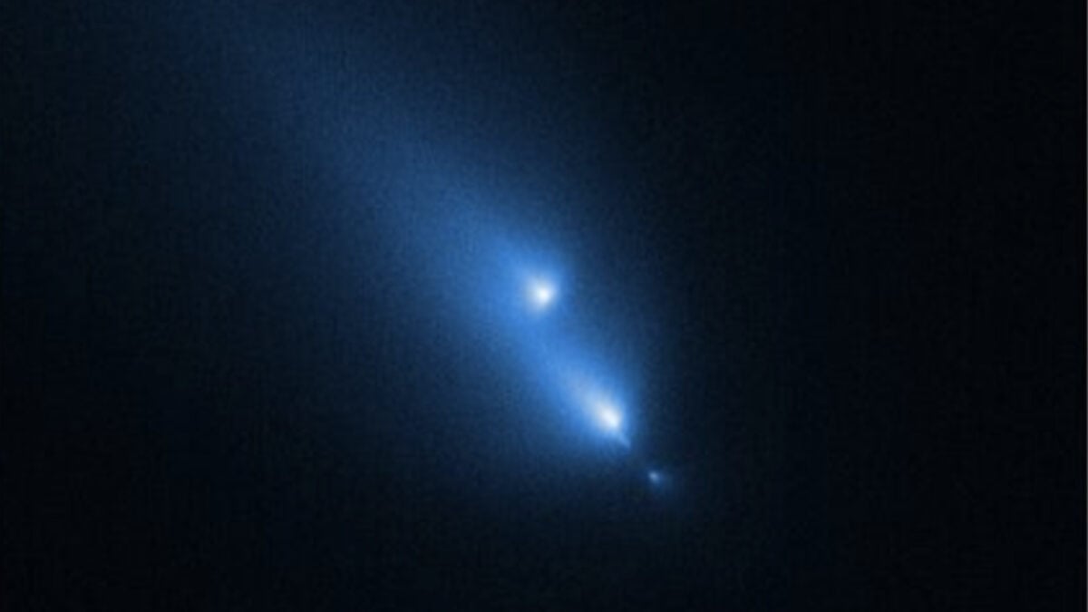Hubble Was Watching This Comet When the Coolest Thing Happened
