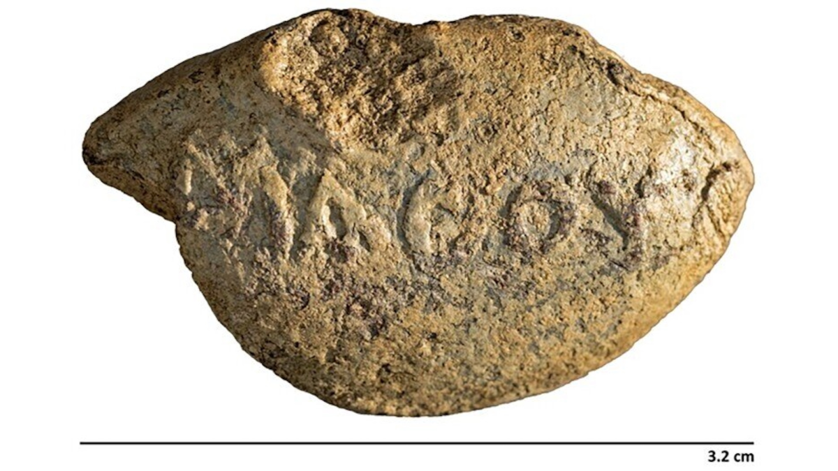 2,100 years ago, someone hurled a rock inscribed with ‘Learn your lesson!’
