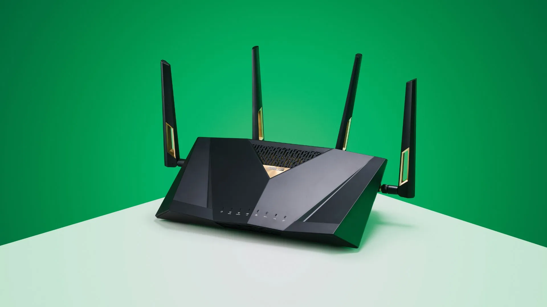 FCC bans foreign routers over rising US cybersecurity threats