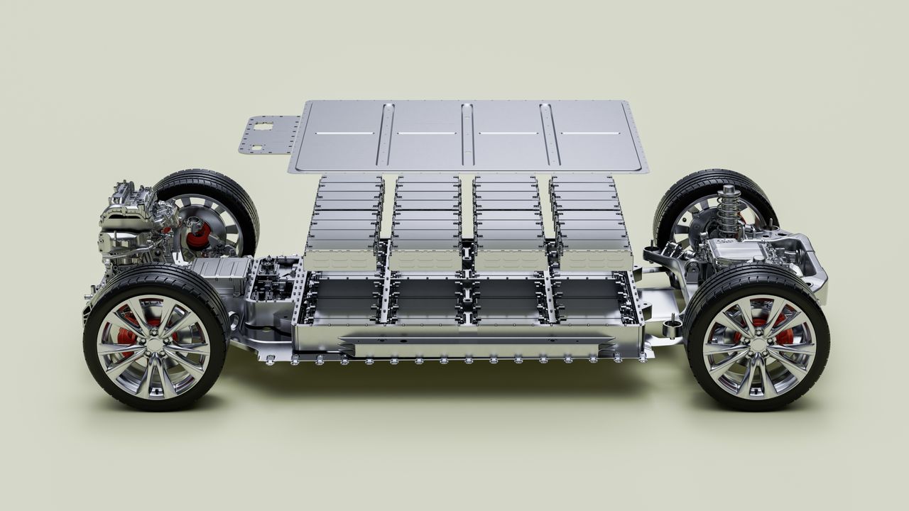 Chinese EV maker claims it’s engineered the world’s first semi-solid-state EV battery with huge 620-mile range