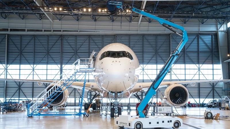 Aerowash selected by IAG to supply aircraft washing robots to British Airways at Heathrow