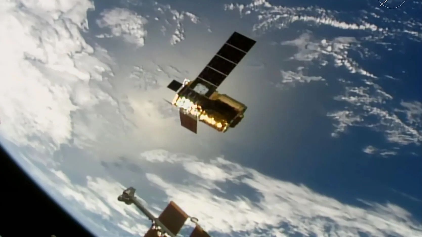 Japan’s 1st HTV-X cargo craft leaves the International Space Station (photo)