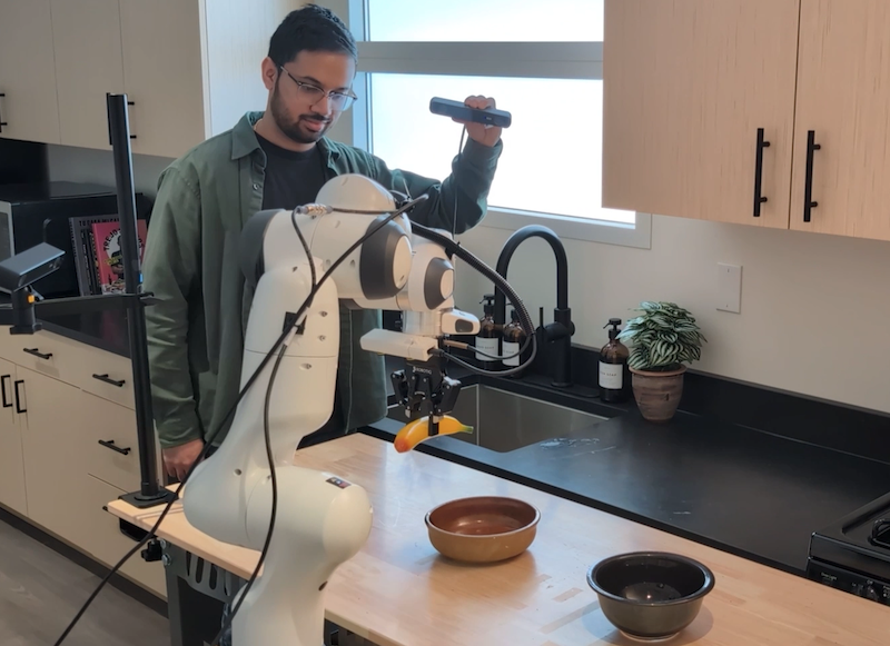 Ai2 claims breakthrough in training robots entirely in simulation