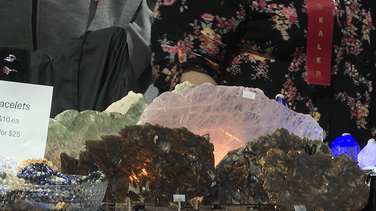 Collectors from across the country flock to Central Texas Gem and Mineral Show