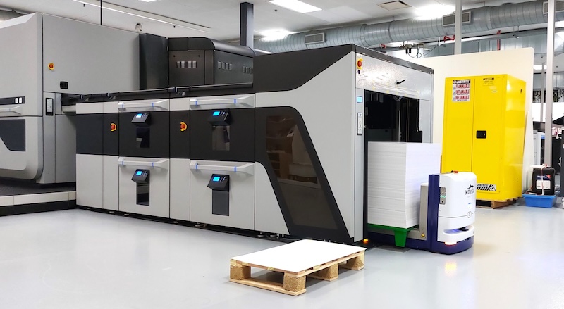 Hewlett Packard expands automation strategy with mobile robots developed with MoviĜo Robotics