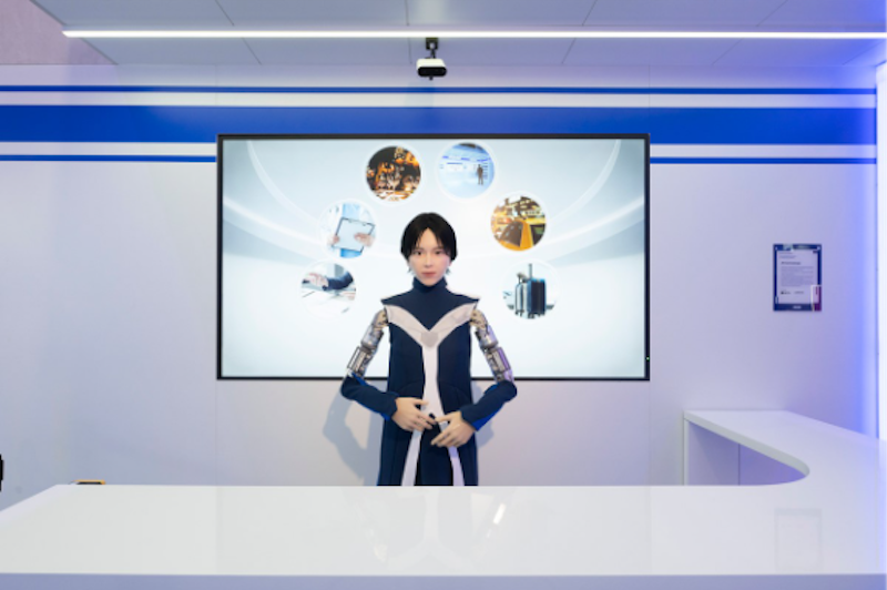 KDDI and Avita partner to develop humanoid robots for real-world service roles