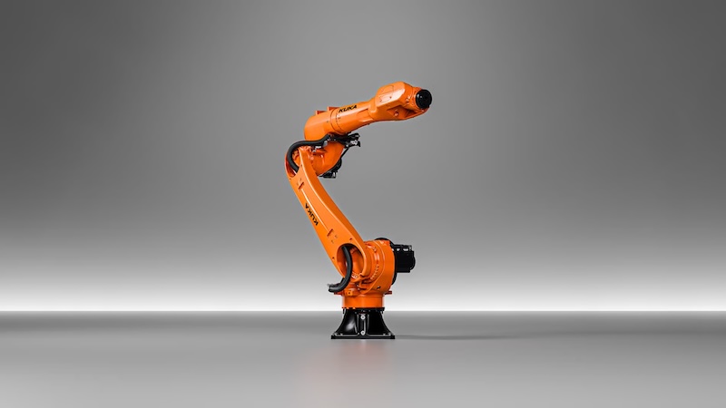 Kuka expands KR Cybertech range with new mid-payload robots and controller