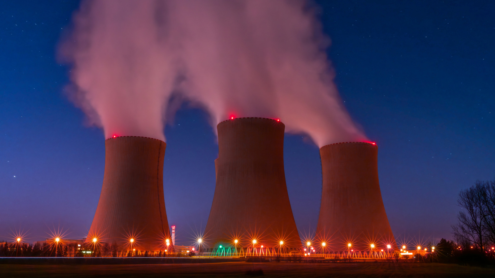 It Takes Weeks To Refuel A Nuclear Power Plant