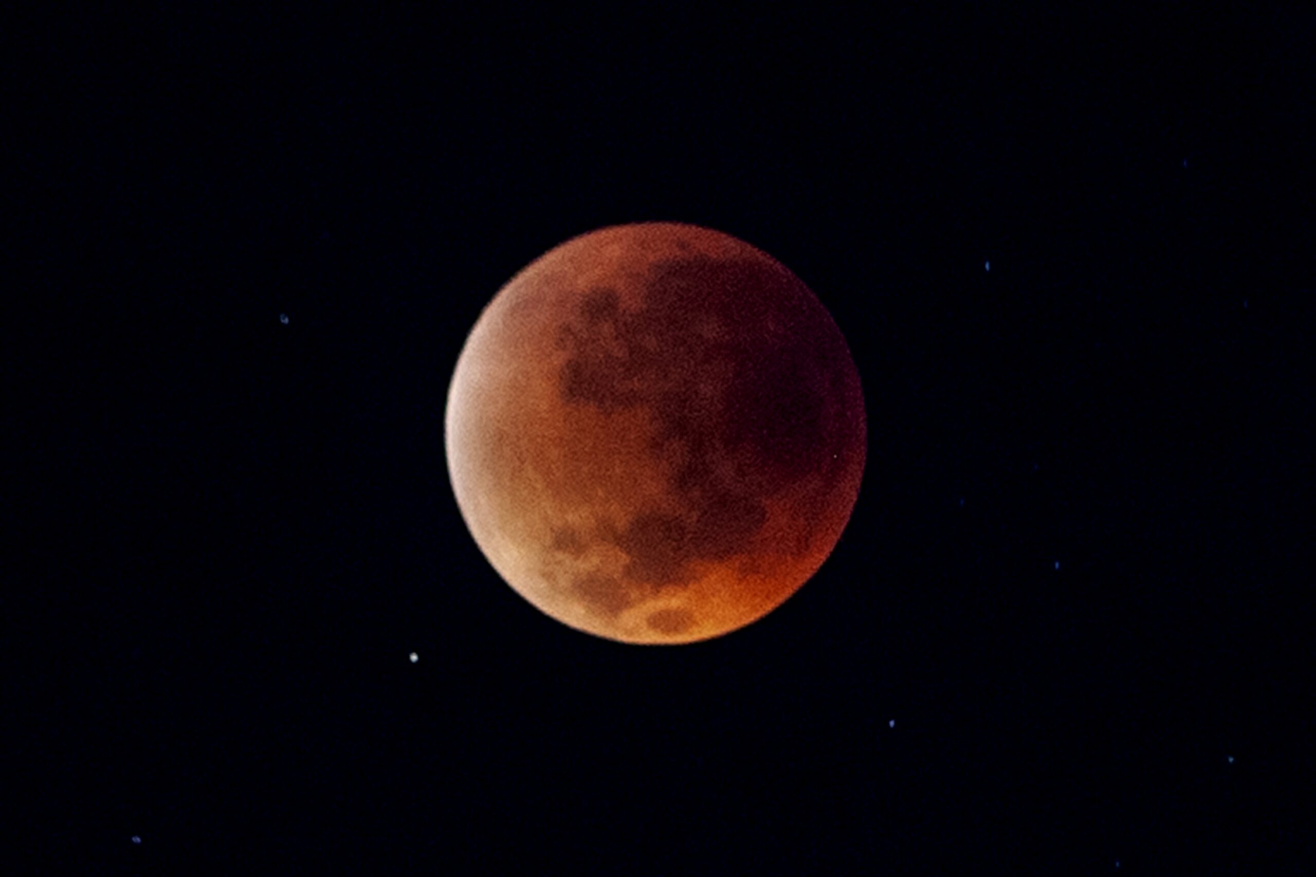 Full Moon March 2026: When to see the blood moon, what it’s called