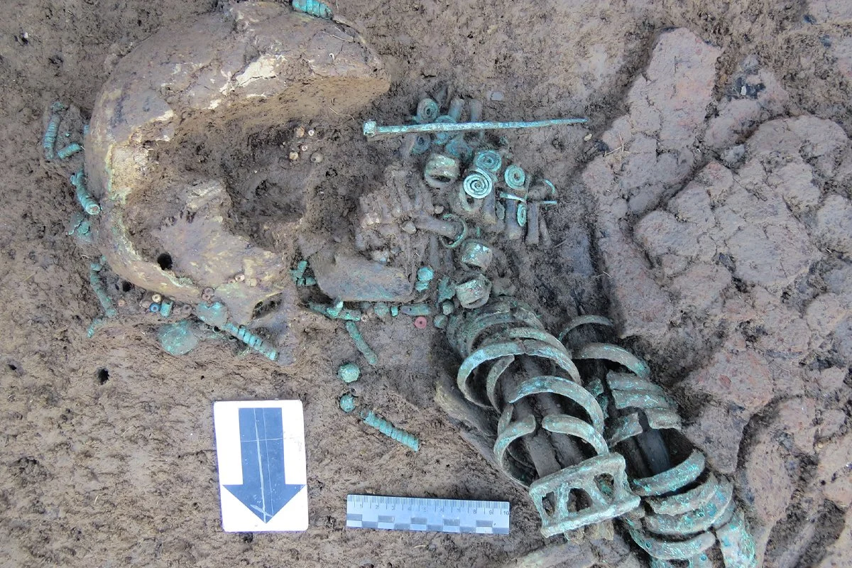 Chechen cemetery contains burials with ornate bronze ornaments