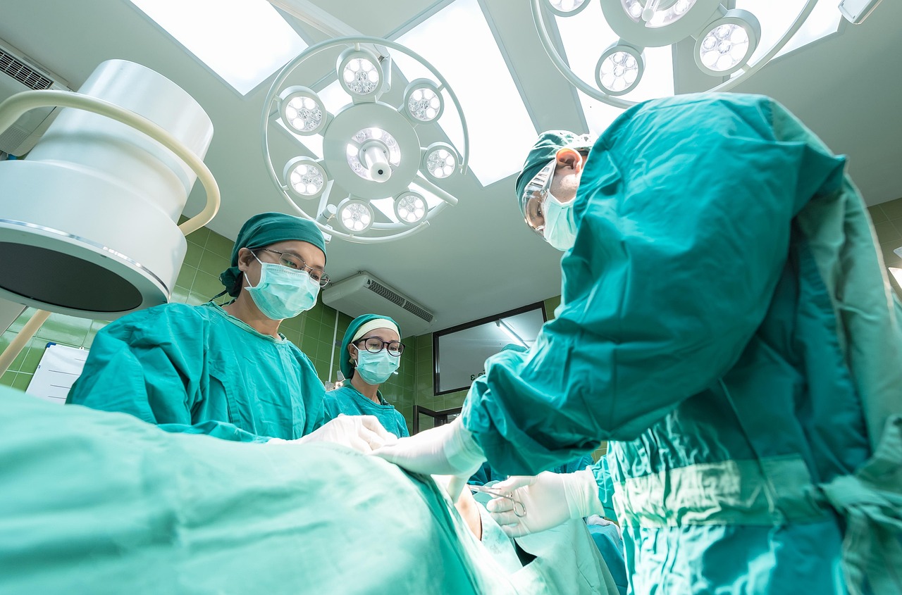 How Laparoscopic Cholecystectomy Works and What to Expect During Recovery