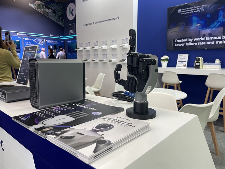 Xborg Robot to Unveil Next-Generation Dexterous Hand H02 at Embedded World 2026