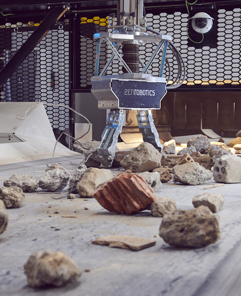 Robotic sorting and recycling: Improving purity and efficiency in waste streams