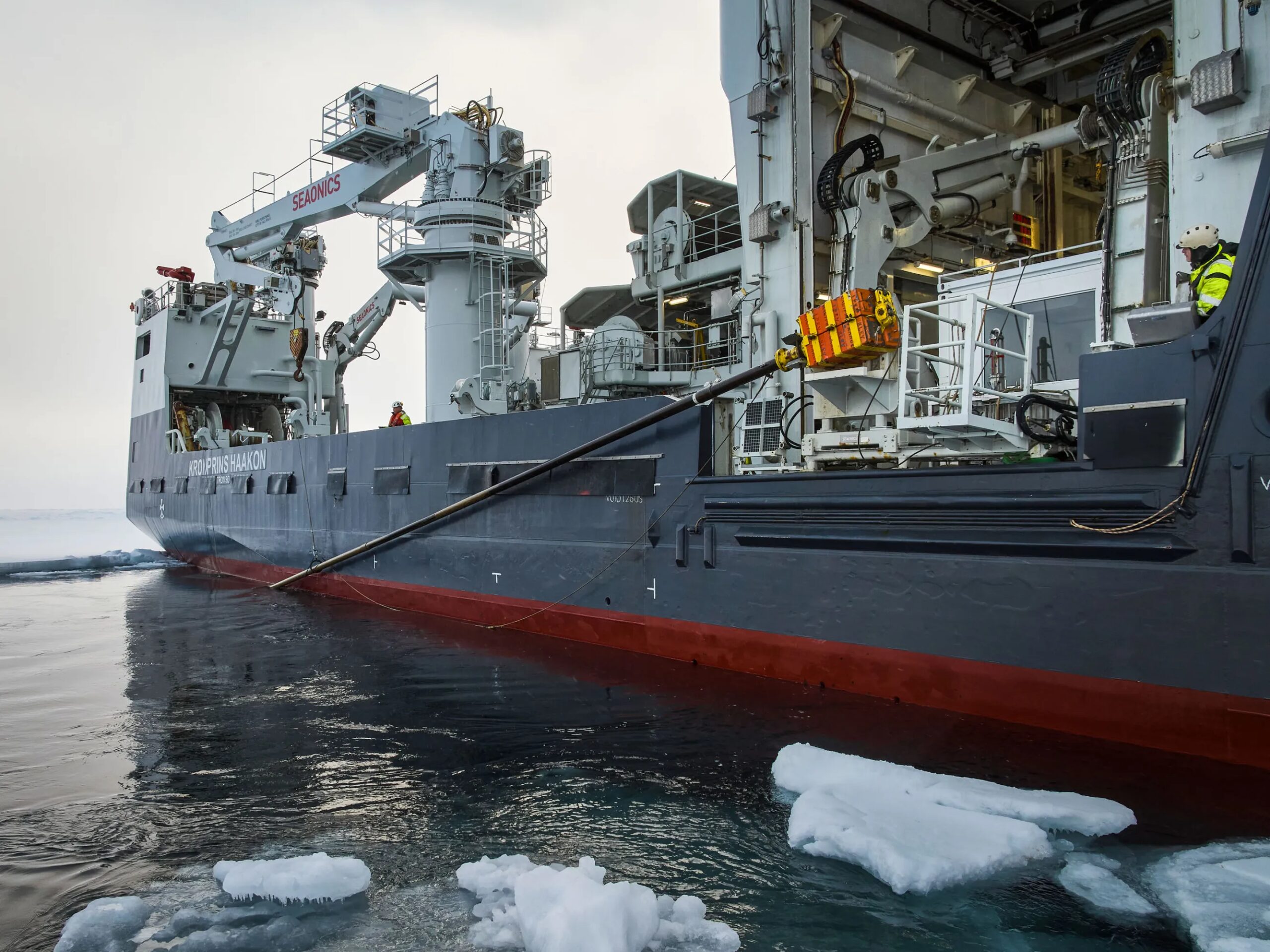 Digging for clues about the North Pole’s past