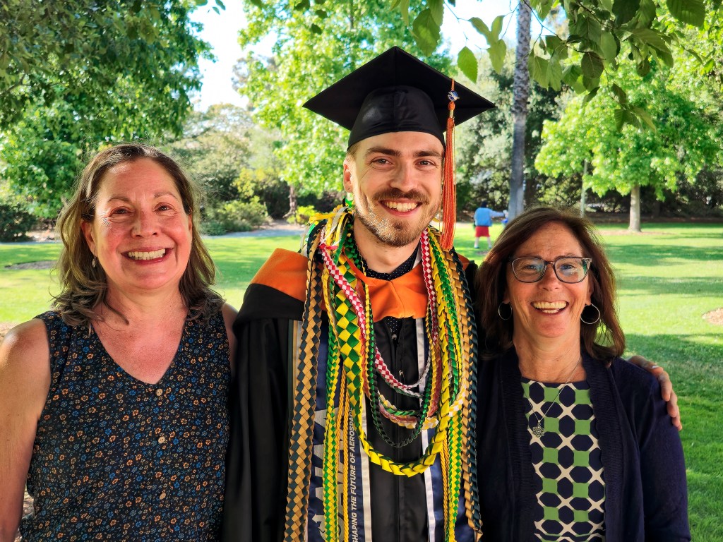 Artemis II aerospace engineer sends thanks to this Twin Hills teachers