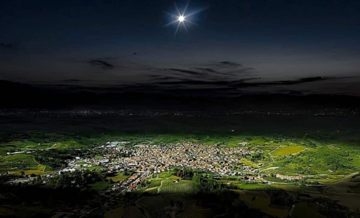 This Company Is Launching 4,000 Orbiting ‘Sky Mirrors’ to Beam Sunlight Down to Earth After Dark. Scientists Want It Stopped Now