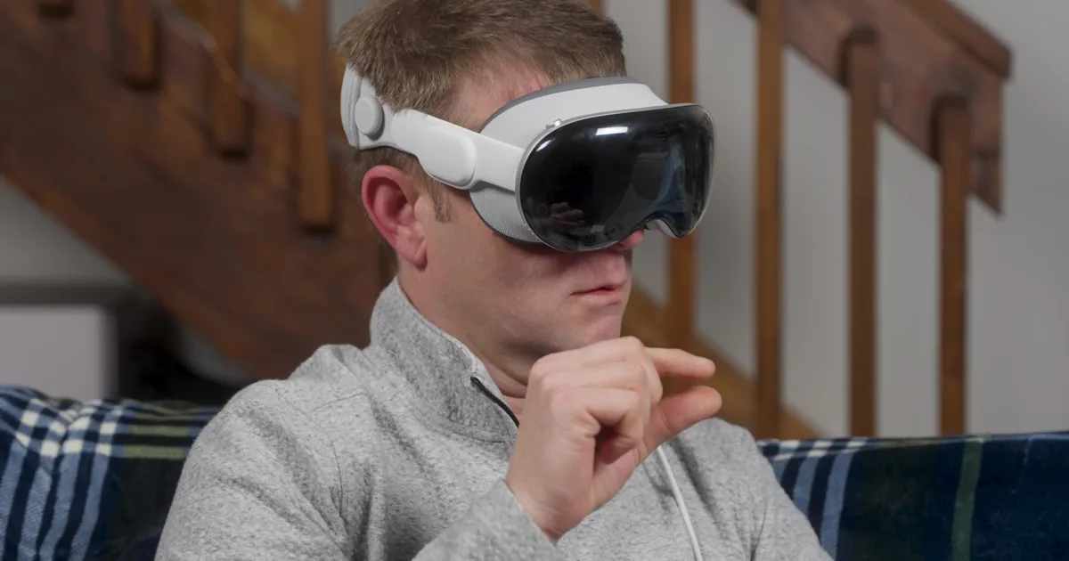 Next-gen AR tech turns any surface into a touchscreen without any specialized gear