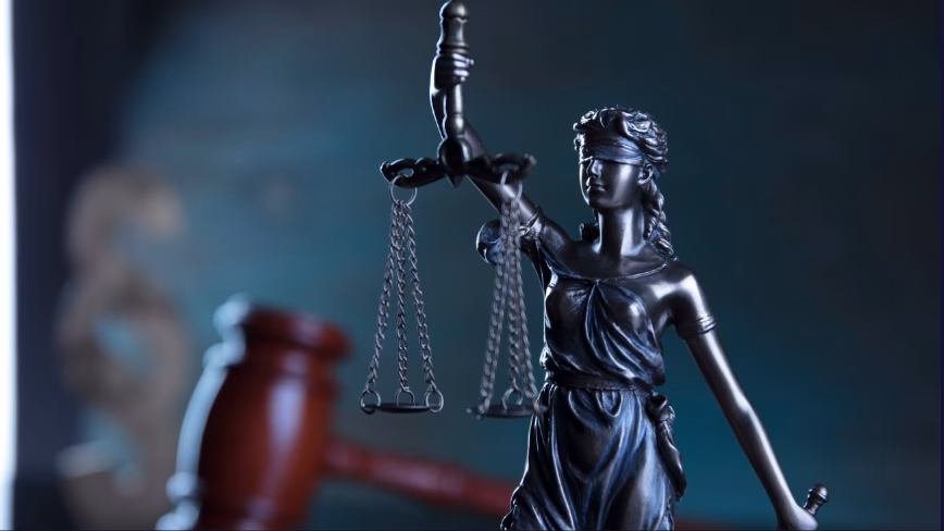 Chinese courts rule AI replacement is not legal grounds for firing workers as global tech layoffs hit 78,000