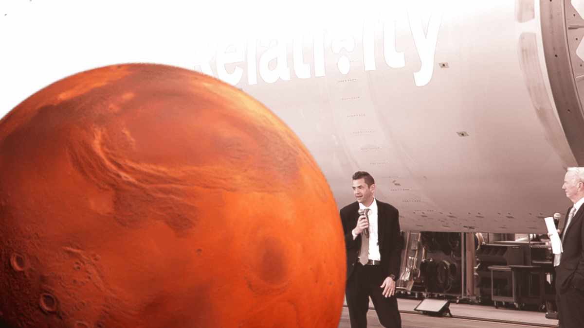 NASA Ropes Google Co-founder Eric Schmidt’s Rocket Company For Mission Mars. SpaceX Out?